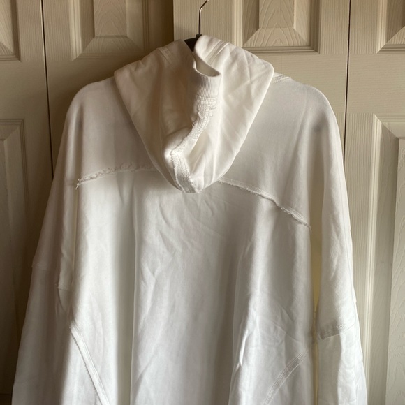 Free People NWT We The Free OVERSIZED WHITE HOODED 100%Cotton SWEATSHIRT - Picture 9 of 17
